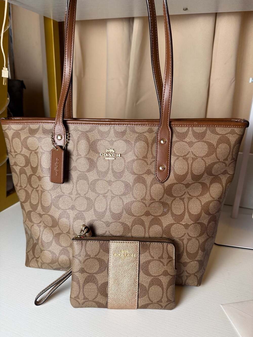 Coach City Zip Tote Bag Signature Brown Canvas with Pouch